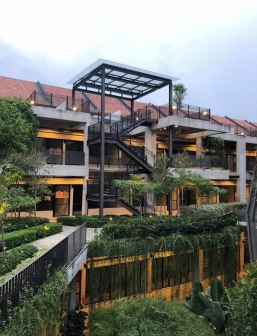Royal Place- Tamarind Suite ไซเบอร์จายา ภายนอก รูปภาพ
