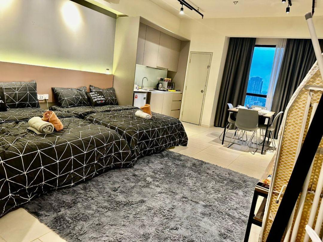 Royal Place- Tamarind Suite ไซเบอร์จายา ภายนอก รูปภาพ